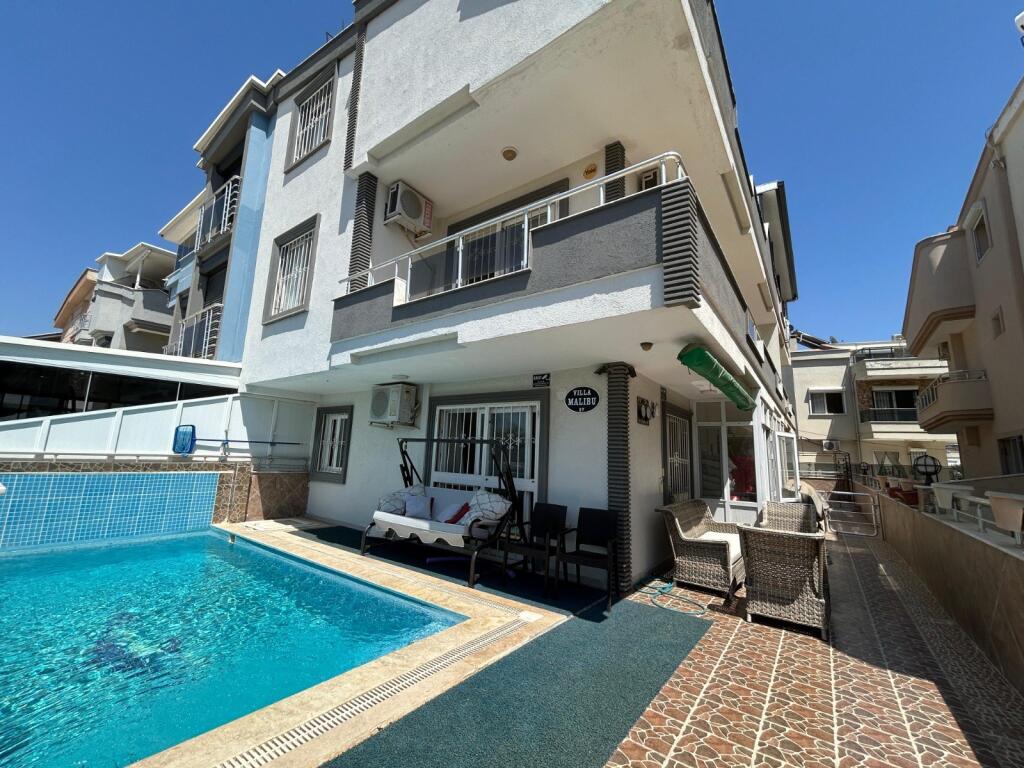 Main image of property: Aydin, Didim, Altinkum