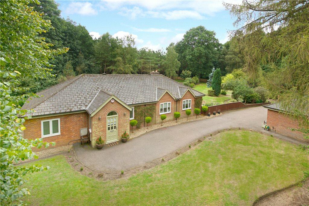 4 bedroom bungalow for sale in Daneswood, Heath Lane, Aspley Heath