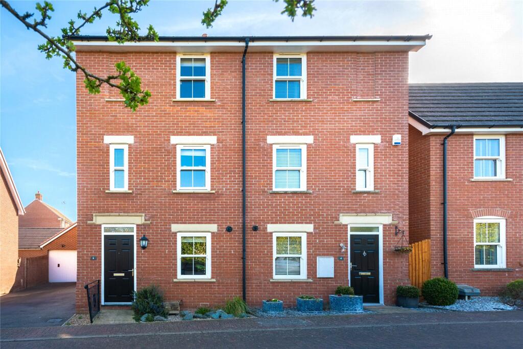 Main image of property: Kiln Drive, Woburn Sands, Milton Keynes, Buckinghamshire, MK17