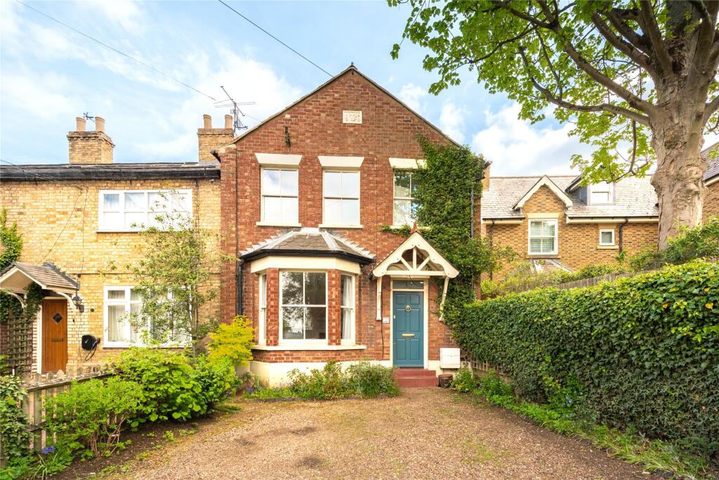 Main image of property: Station Road, Woburn Sands, Milton Keynes, Buckinghamshire, MK17