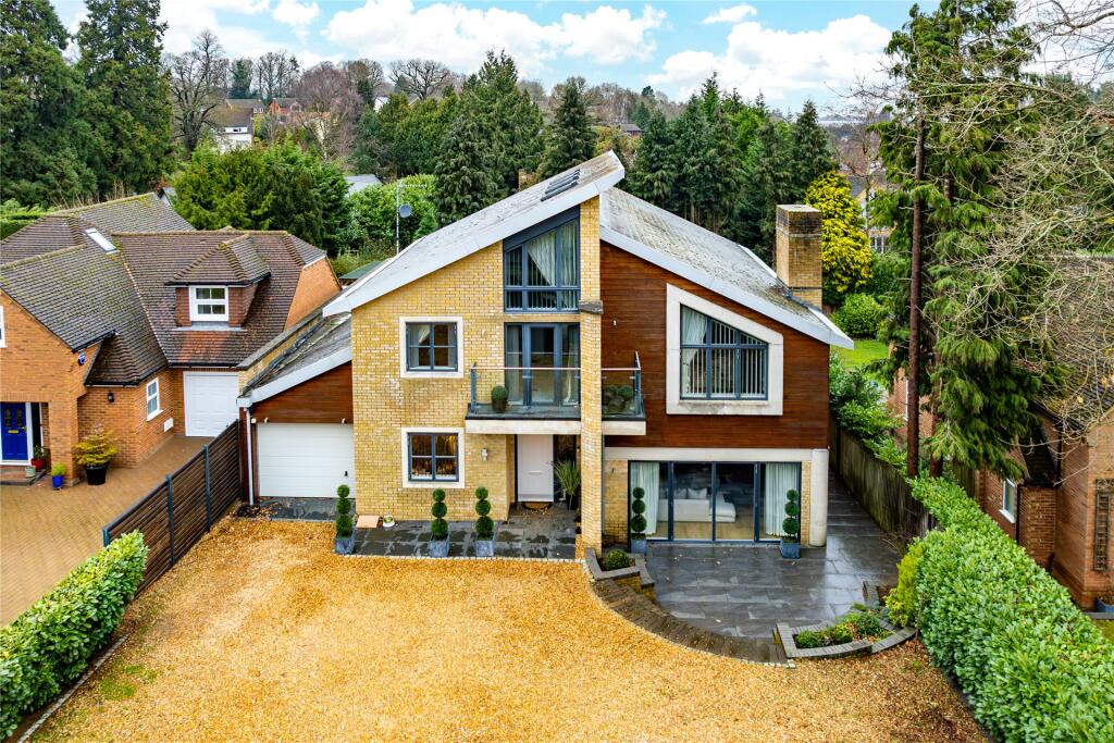 Main image of property: Mentone Avenue, Aspley Guise, Milton Keynes, Bedfordshire, MK17
