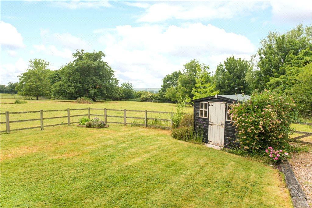 4 bedroom barn conversion for sale in Park Farm Barns, Hockliffe Road