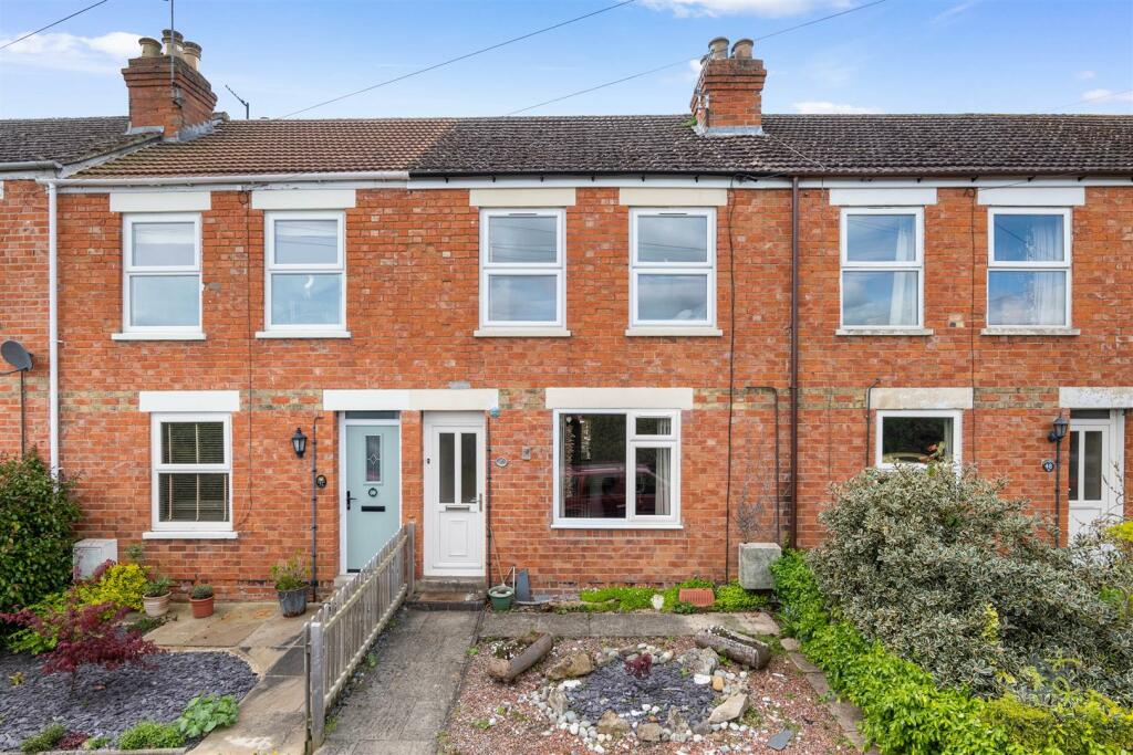 3 bedroom terraced house for sale in Willersey Road, Badsey, Evesham, WR11