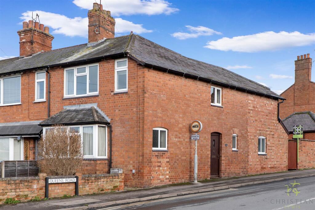 Main image of property: Queens Road, Evesham