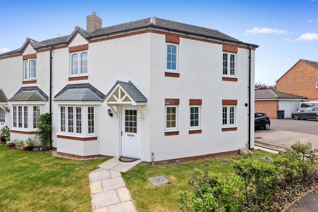 Main image of property: Tulip Drive, Evesham