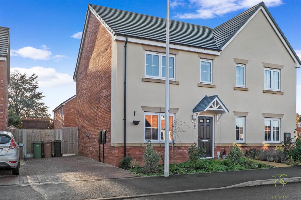 Main image of property: Wych Elm Grove, Evesham