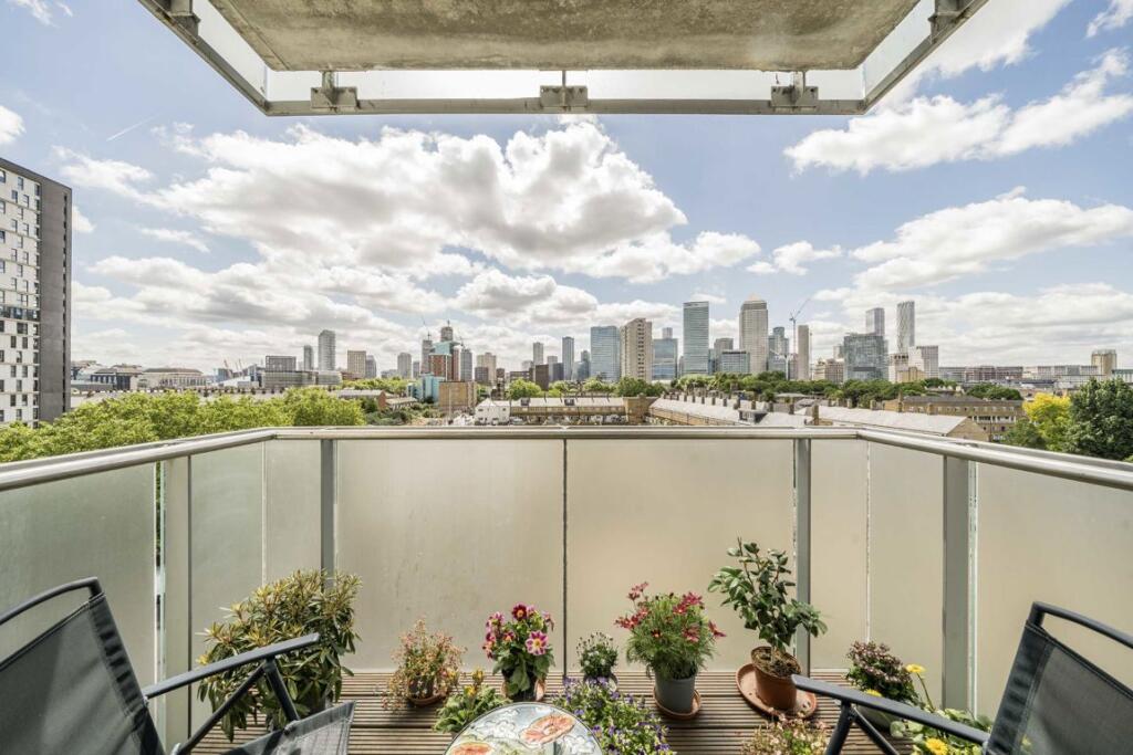 Main image of property: Cordelia Street, Canary Wharf