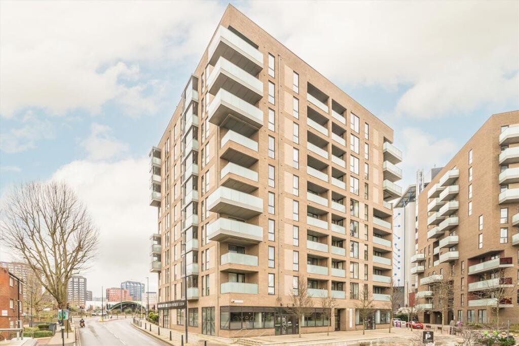 Main image of property: New Village Avenue, Canary Wharf