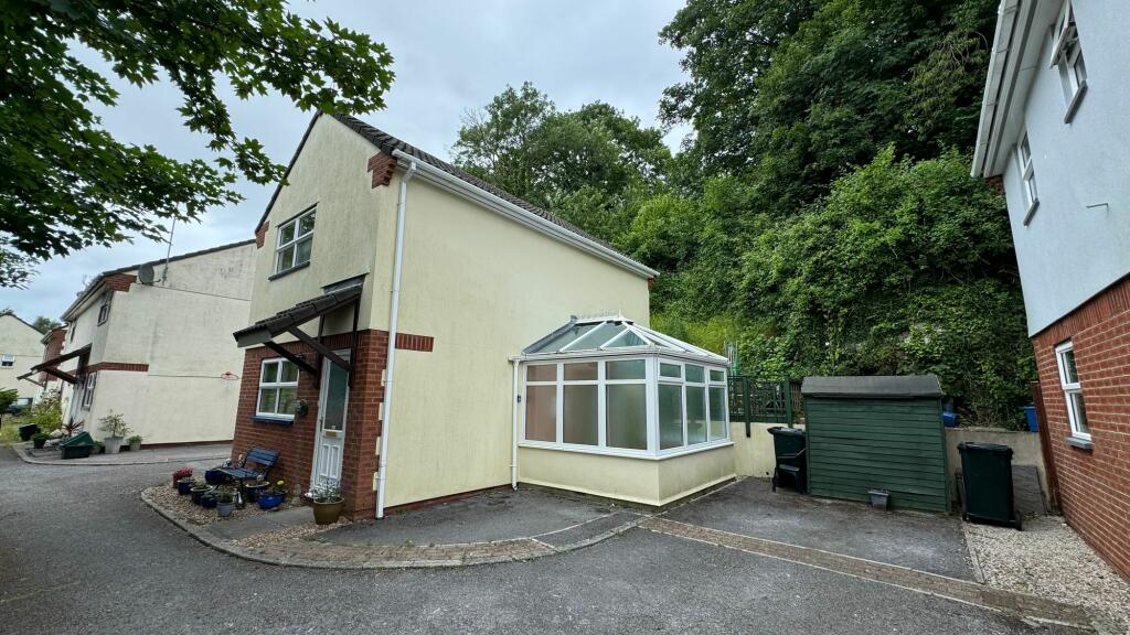 Main image of property: Paddons Coombe, Kingsteignton, TQ12