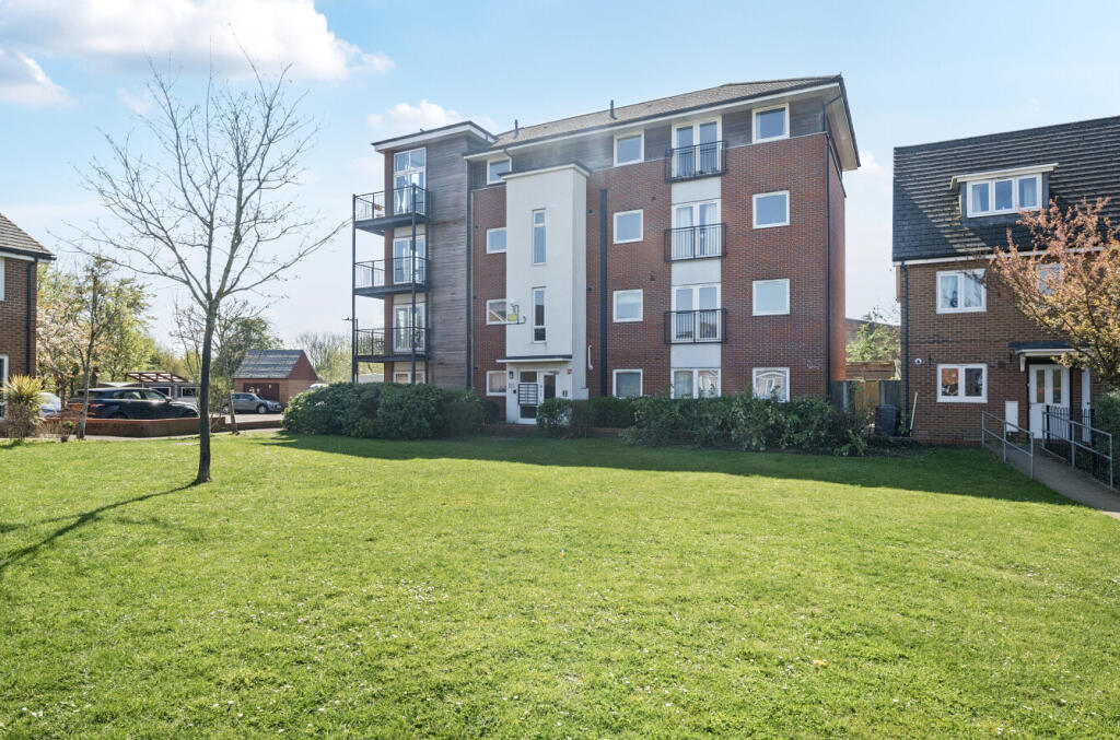 Main image of property: Mead Close, Caversham, Reading