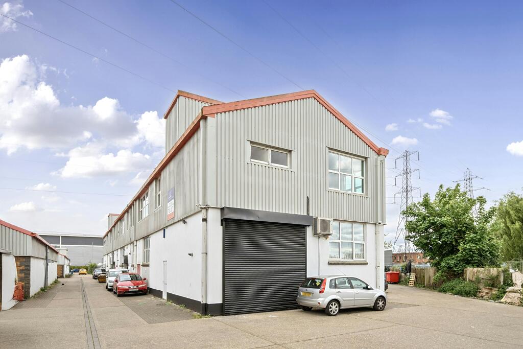 3681a49c0d4d ARW3.jpg