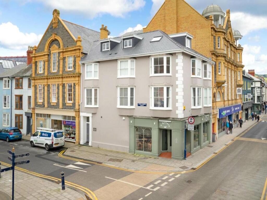 1 bedroom flat for sale in Apartment 3, Lisburne House, Bath Street
