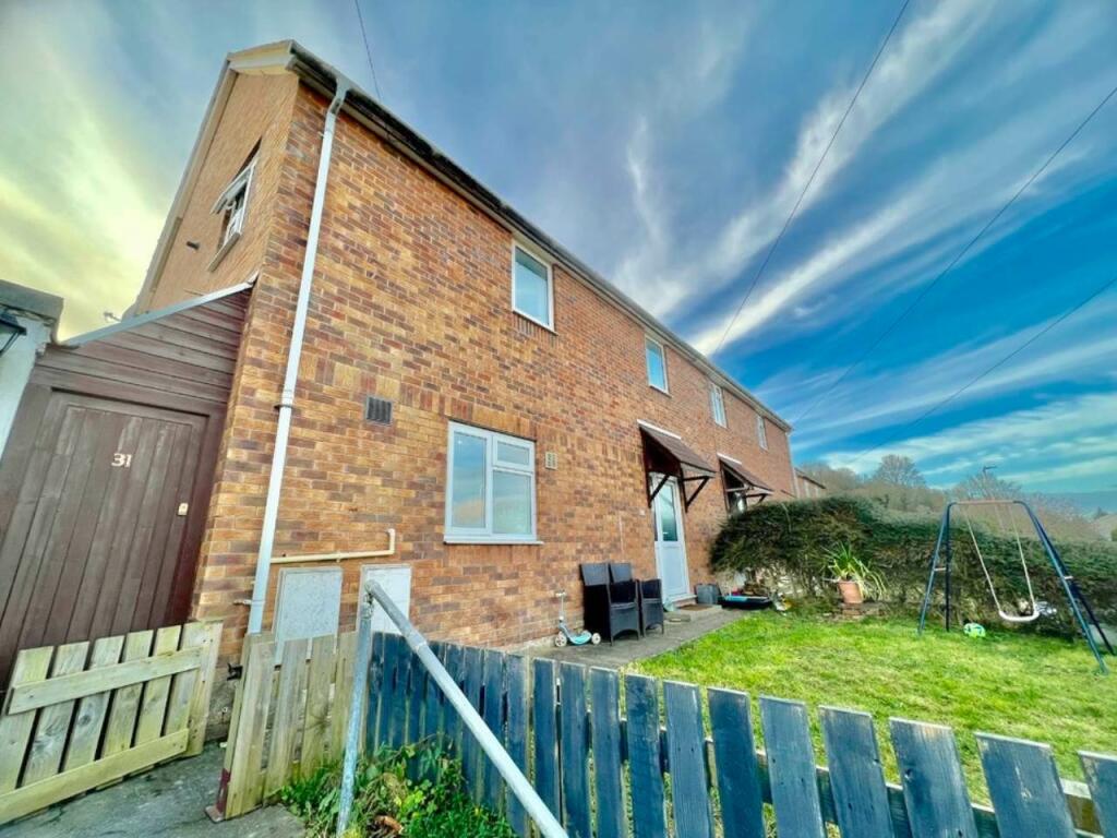 3 bedroom house for sale in Maes Maelor, Penparcau, Aberystwyth, SY23