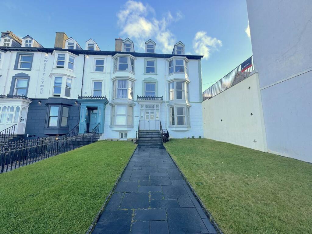 Main image of property: Penlan, 18 Marine Terrace, Aberystwyth