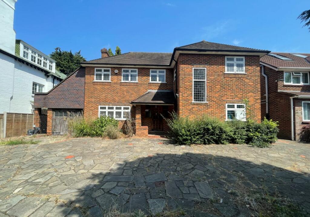 Main image of property: 133 Aldermans Hill, Palmers Green, London, N13 4QD