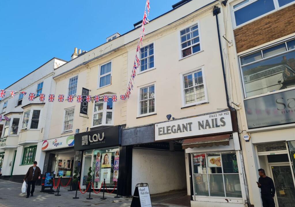 Main image of property: Flat 3, 15A Gabriels Hill, Maidstone, Kent, ME15 6HR