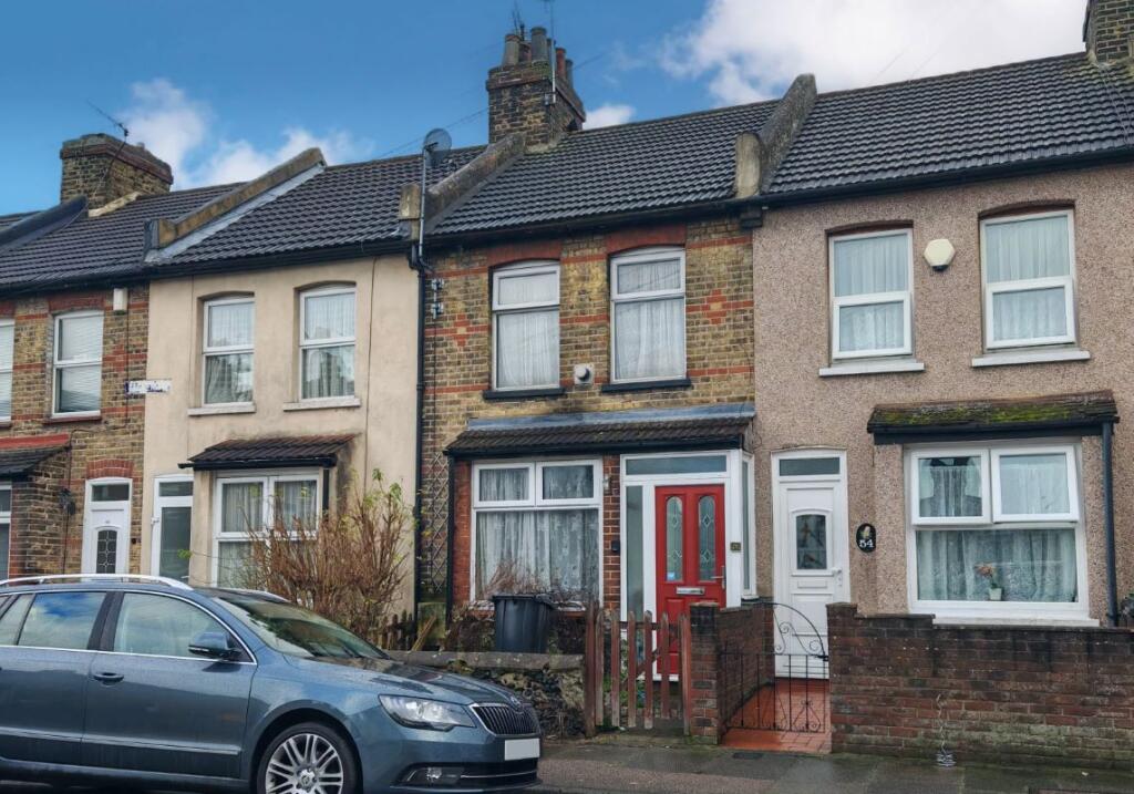 Main image of property: 52 Cecil Road, Gravesend, Kent, DA11 7DG