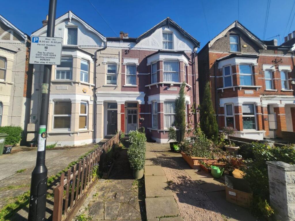 Main image of property: 85 Babington Road, Streatham, London, SW16 6AN