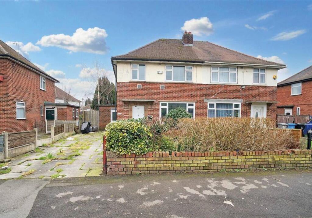 Main image of property: 144 Moss Vale Road, Urmston, Manchester, Lancashire, M41 0QH
