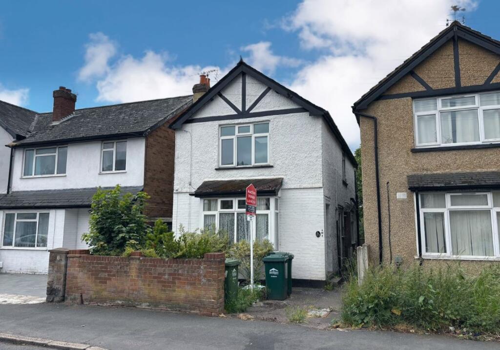 Main image of property: 142A Chesterfield Road, Ashford, Surrey, TW15 3PD