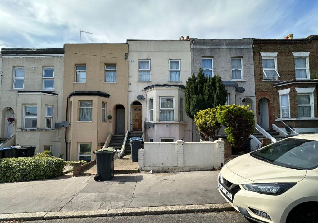 Main image of property: 157 Moffat Road, Thornton Heath, Surrey, CR7 8PZ