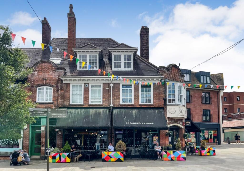 Main image of property: 27C Leys Avenue, Letchworth Garden City, Hertfordshire, SG6 3ED