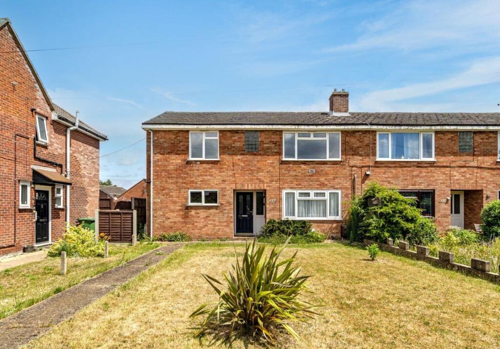 Main image of property: 174 Holt Road, Horsford, Norwich, Norfolk, NR10 3HQ