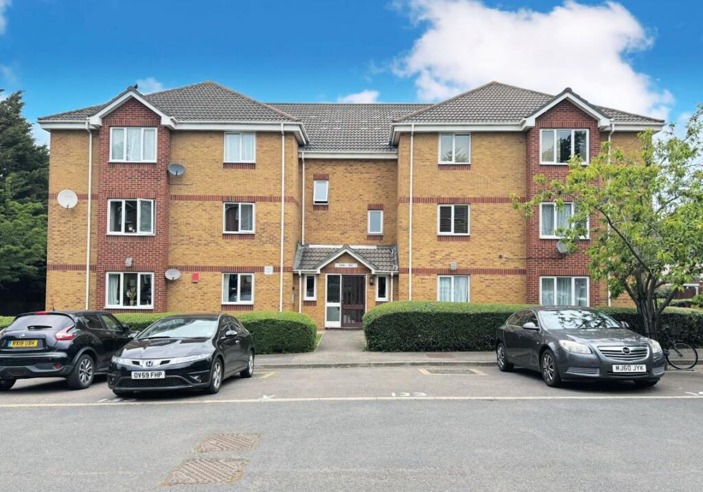 Main image of property: 143 Franklin Way, Croydon, Surrey, CR0 4UX