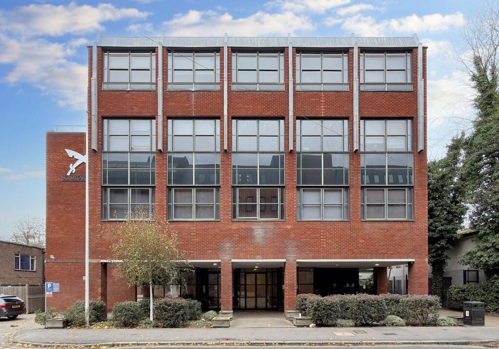 Main image of property: Flat 18 Scimitar House, 23 Eastern Road, Romford, Essex, RM1 3FA