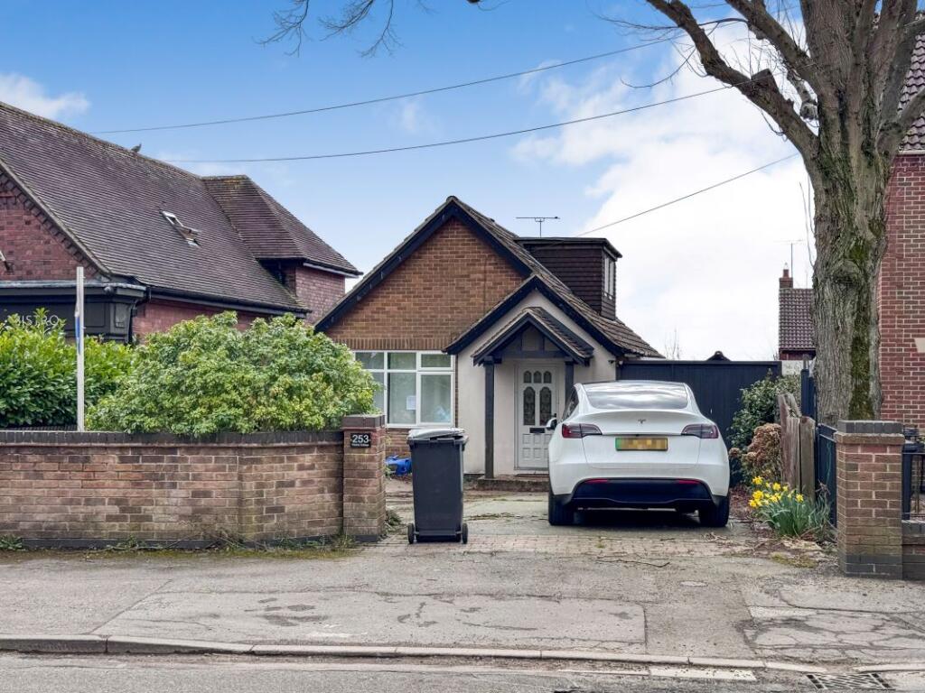 Main image of property: 253 Belper Road, Stanley Common, Ilkeston, Derbyshire, DE7 6FY