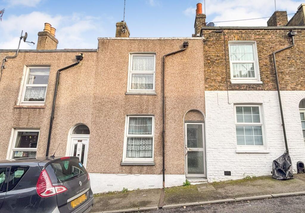 Main image of property: 21 Alexandra Road, Ramsgate, Kent, CT11 7HY