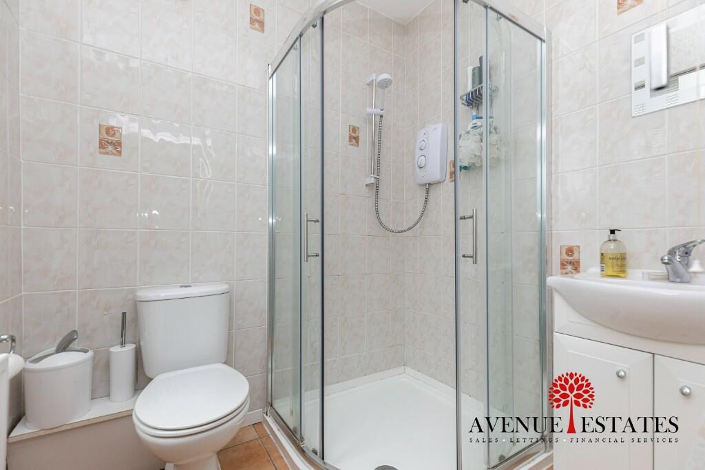 3 bedroom detached house for sale in Southwick Road, Bournemouth