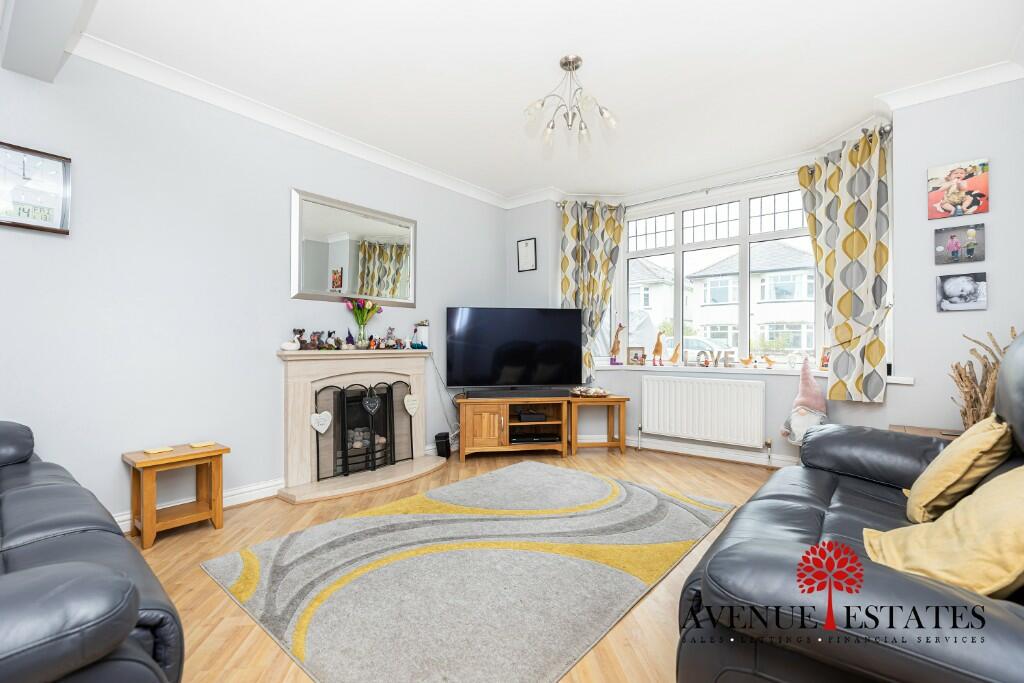3 bedroom detached house for sale in Southwick Road, Bournemouth