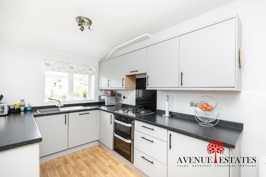 3 bedroom detached house for sale in Southwick Road, Bournemouth