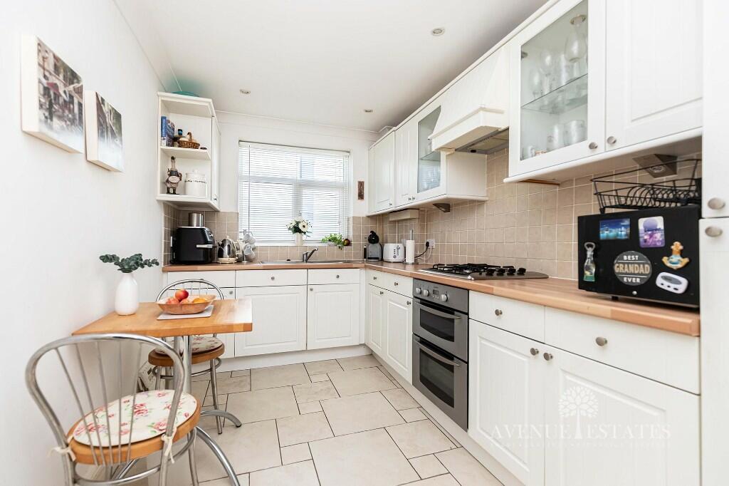 Additional property image - Grove Road, Bournemouth, Dorset, BH1