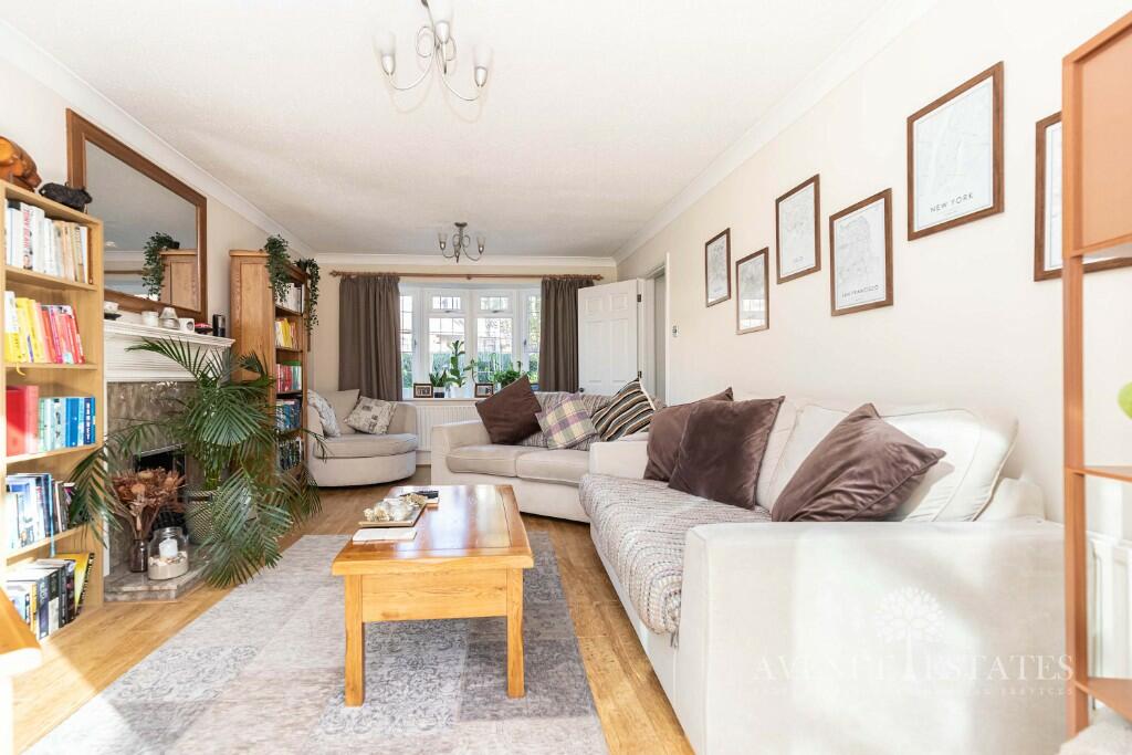 Additional property image - Elmgate Drive, Bournemouth, Dorset, BH7