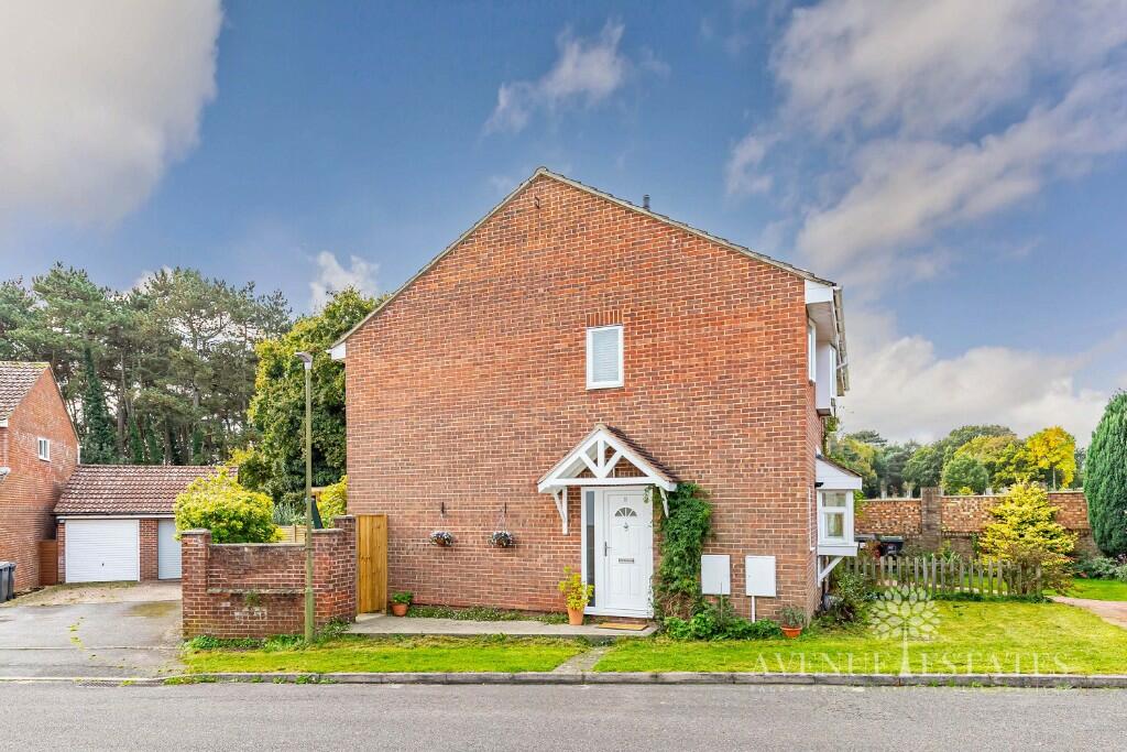 Additional property image - Coppice View, Bournemouth, Dorset, BH10