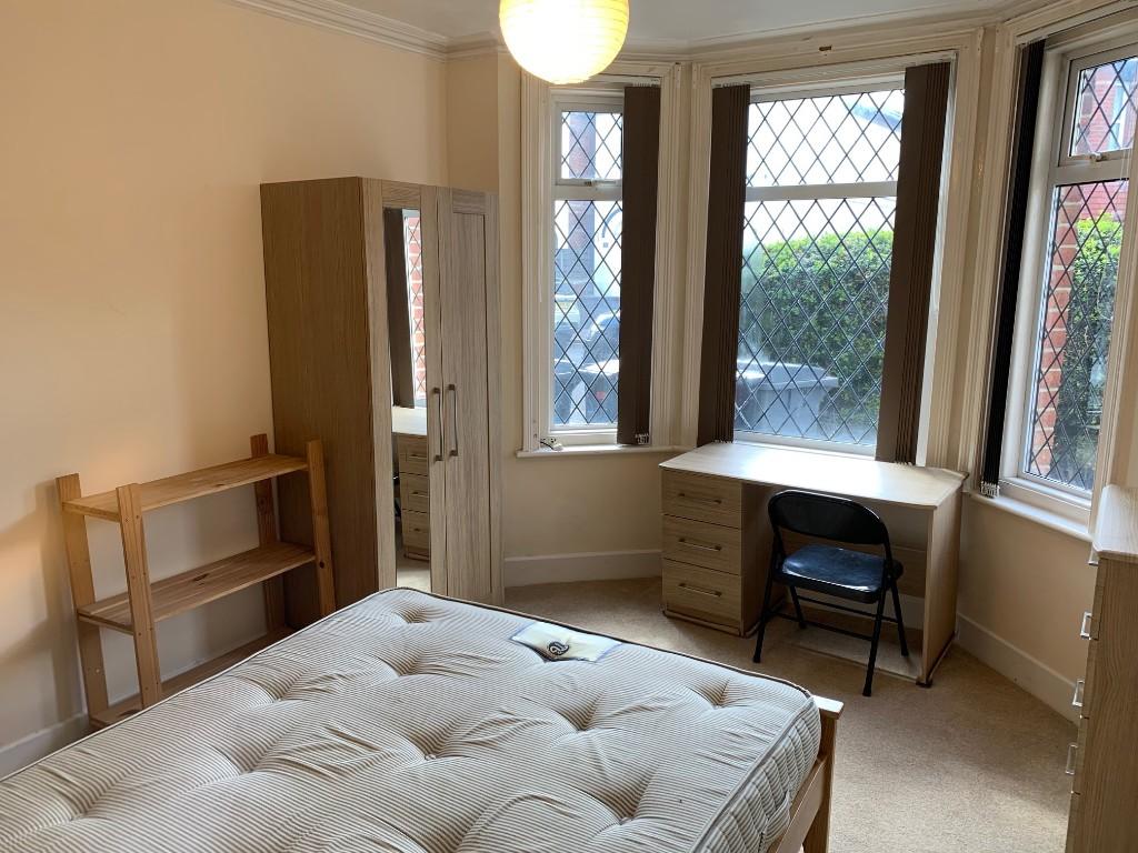 Additional property image - 5 Bedroom Student House, Cardigan Road.