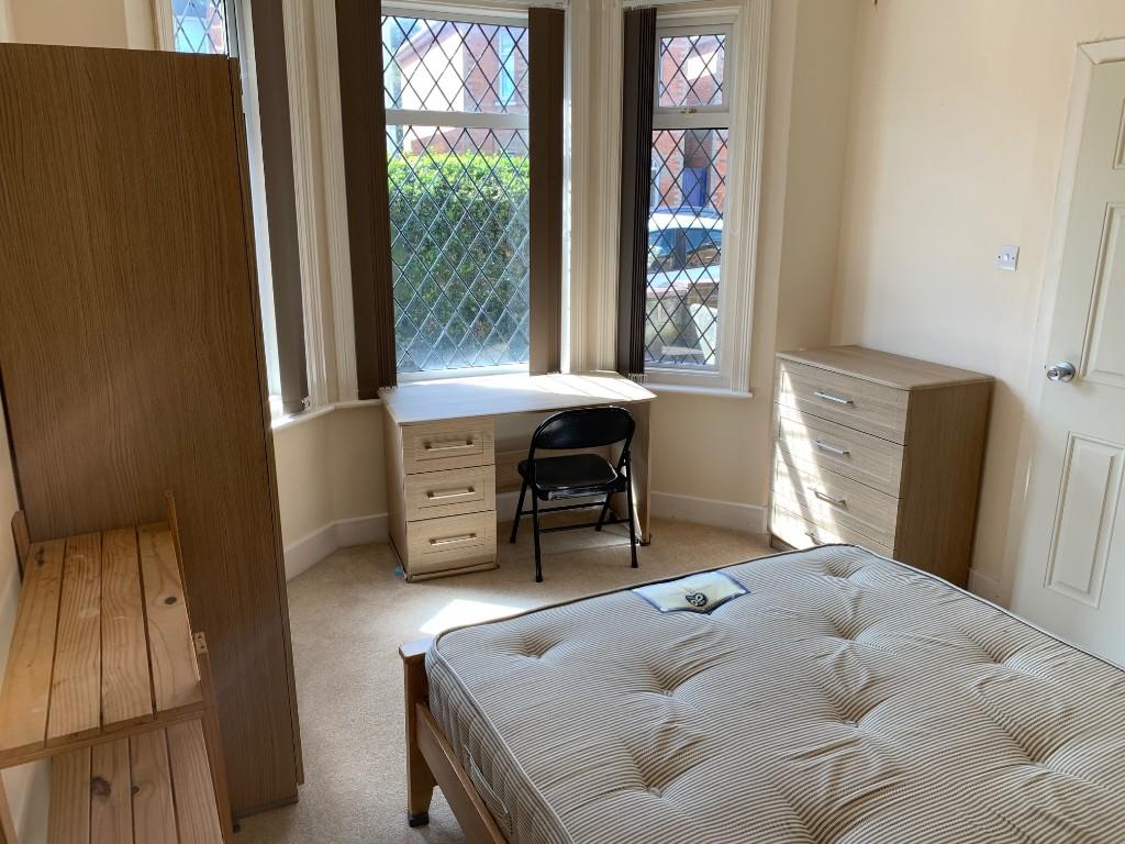 Additional property image - 5 Bedroom Student House, Cardigan Road.