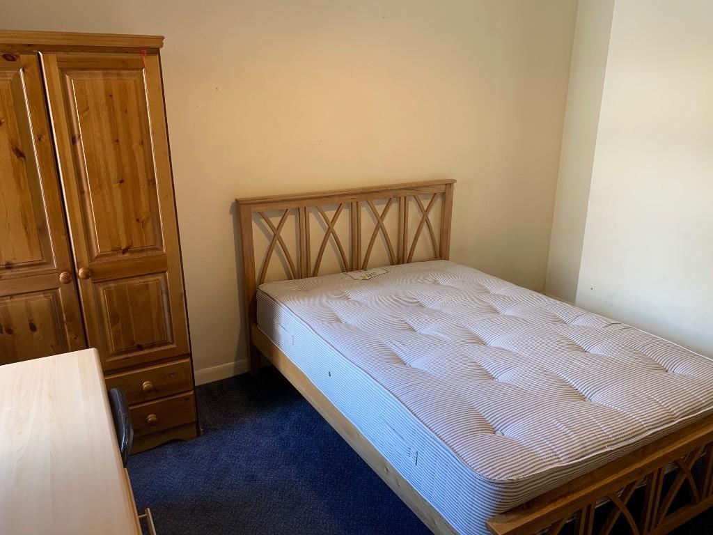Additional property image - 5 Bedroom Student House, Cardigan Road.