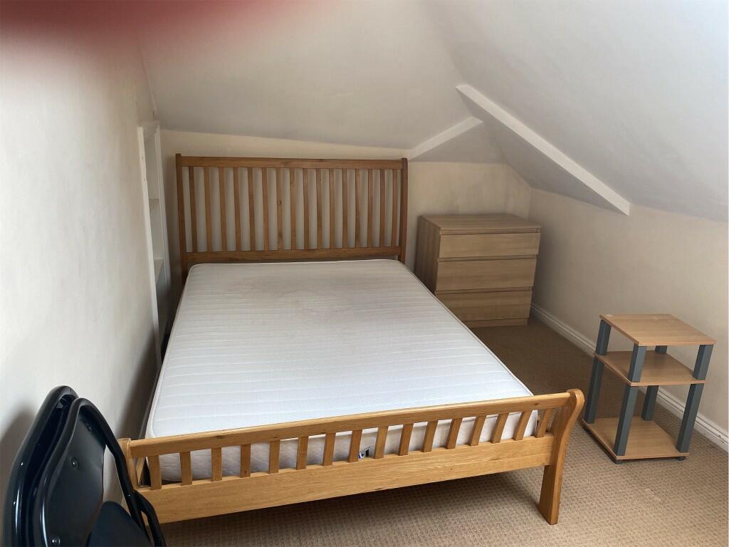 Additional property image - 2 Double Bedroom Student Maisonette - Rushton Crescent