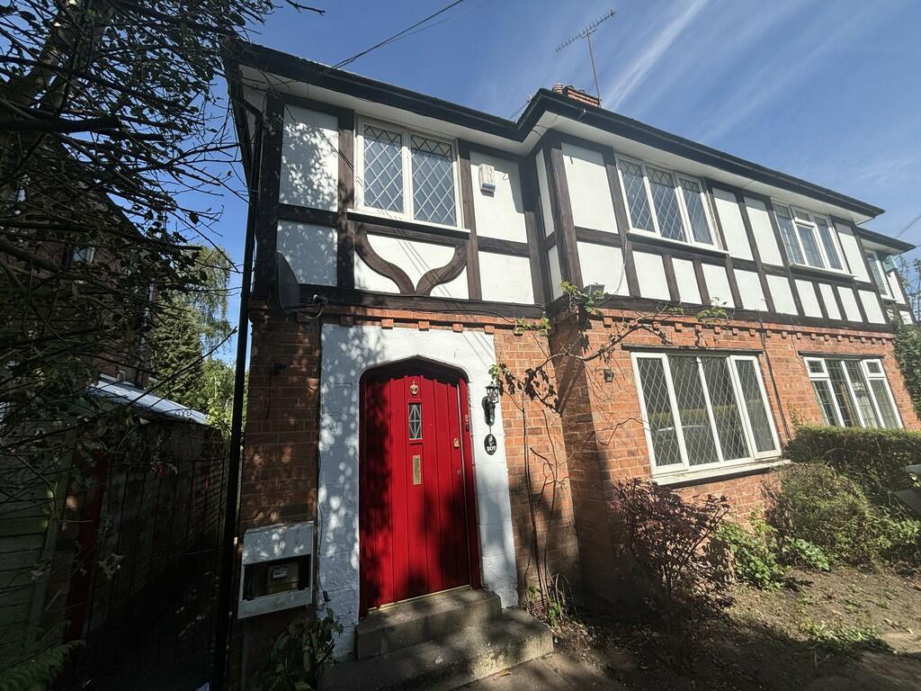 3 bedroom semi-detached house for rent in Chester Road, Sutton Coldfield, B73