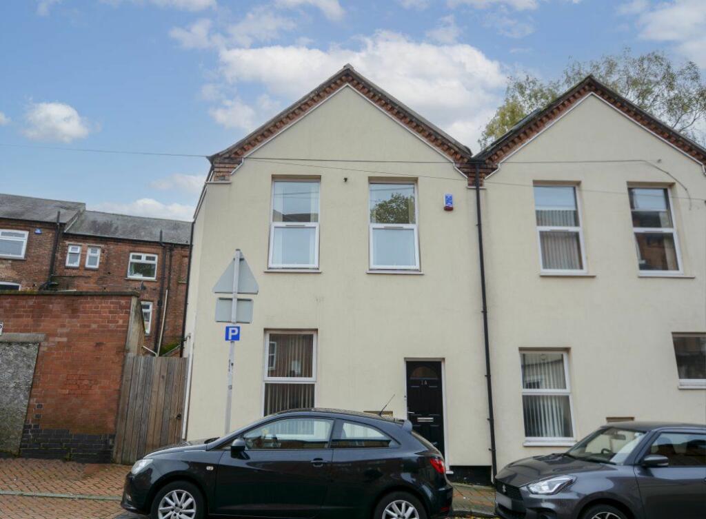 1 bedroom terraced house for rent in ROOM TO RENT, Peveril Street, Nottingham, NG7 4AJ, NG7
