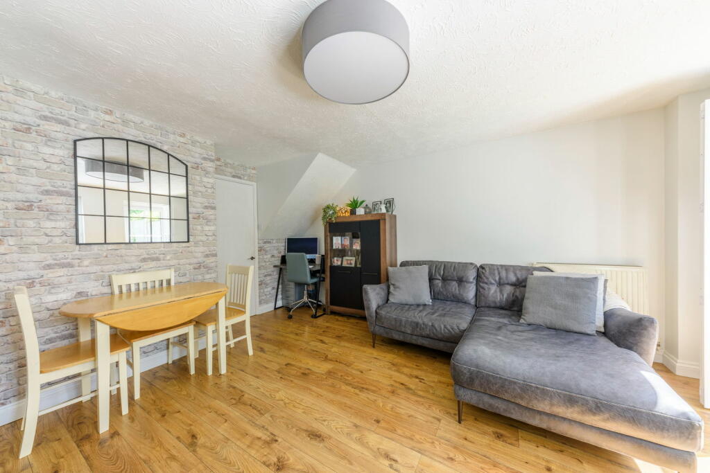 Additional property image - Tanglewood Close, Quinton, Birmingham, B32 1RG