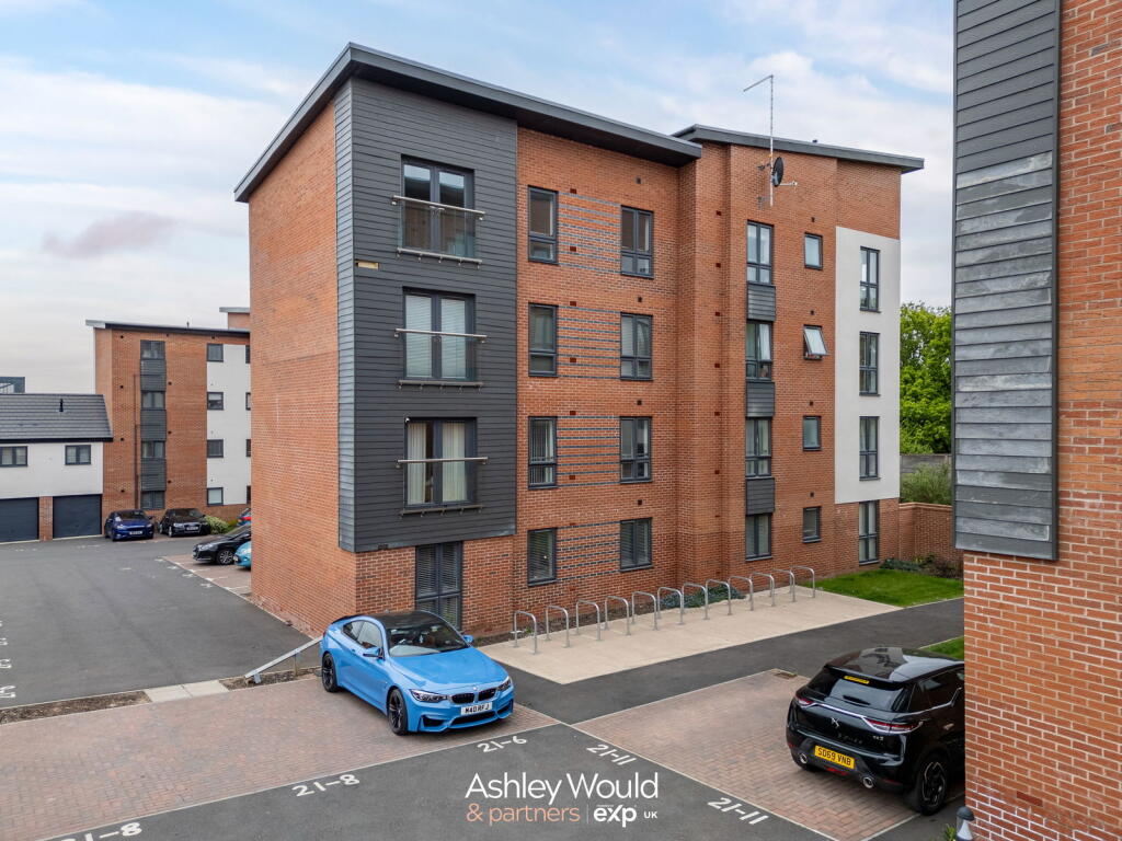 Main image of property: Ascott Way, Birmingham, B31 2DQ