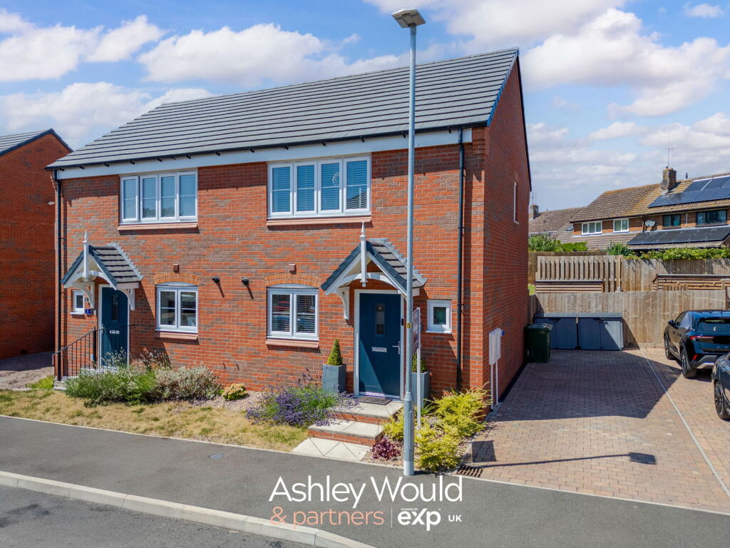 Main image of property: Kidderminster, DY10 3FL