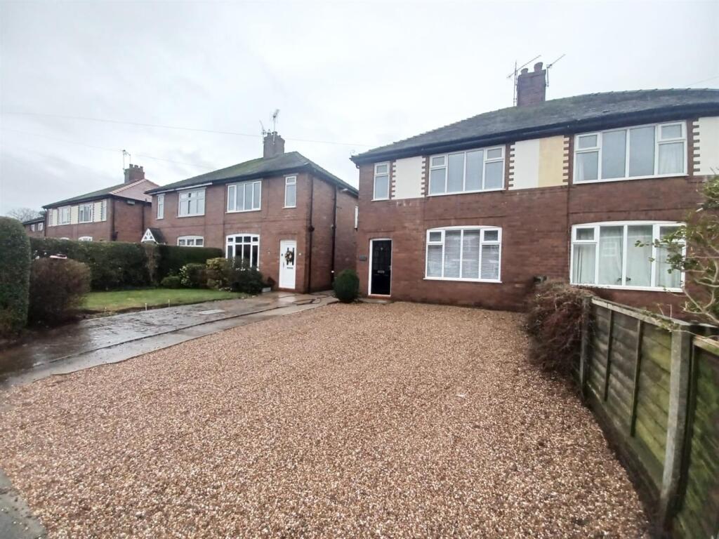 Main image of property: Newfield Street, Sandbach