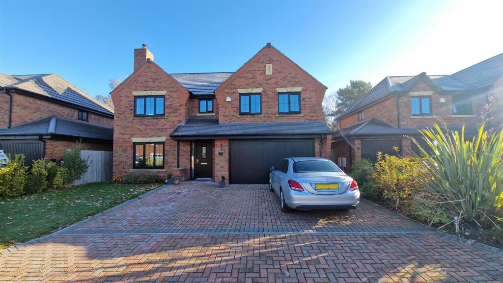 Main image of property: Scholars Place, Sandbach