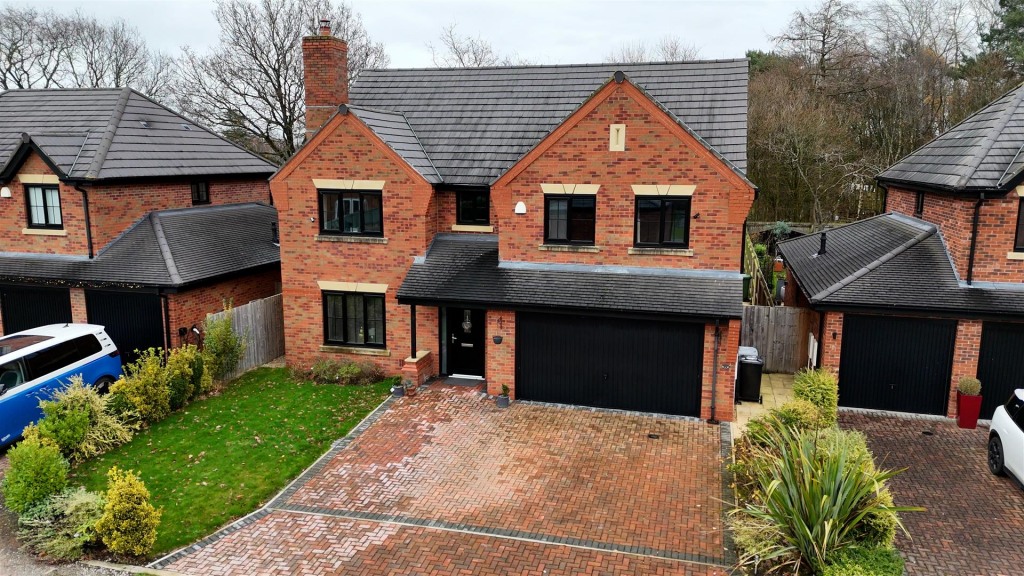 Main image of property: Scholars Place, Sandbach