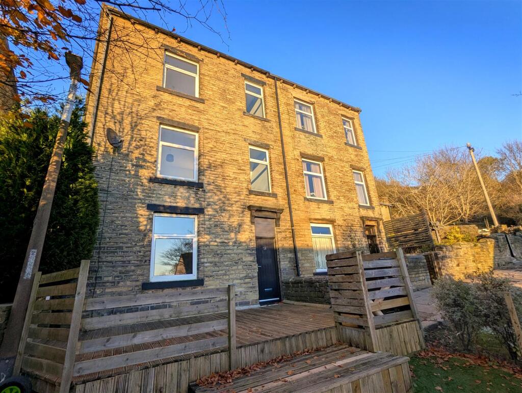 Main image of property: Sutcliffe Terrace, Halifax